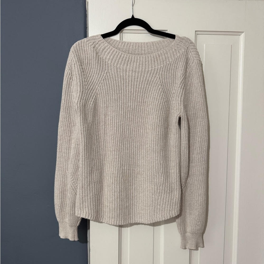GAP Off-White Cable Knit Sweater